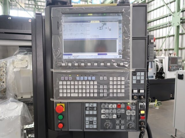 Okuma LB2000EXⅡC300 NC Lathe Image 2