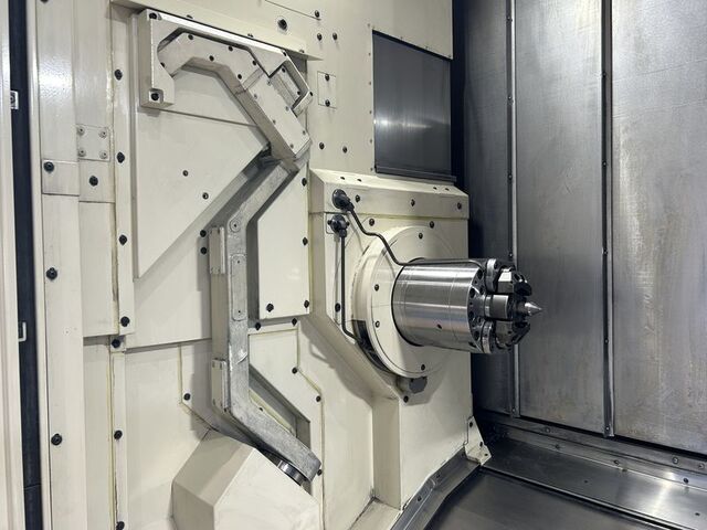 Okuma MULTUS U4000 NC Multi-tasking Machine Image 3