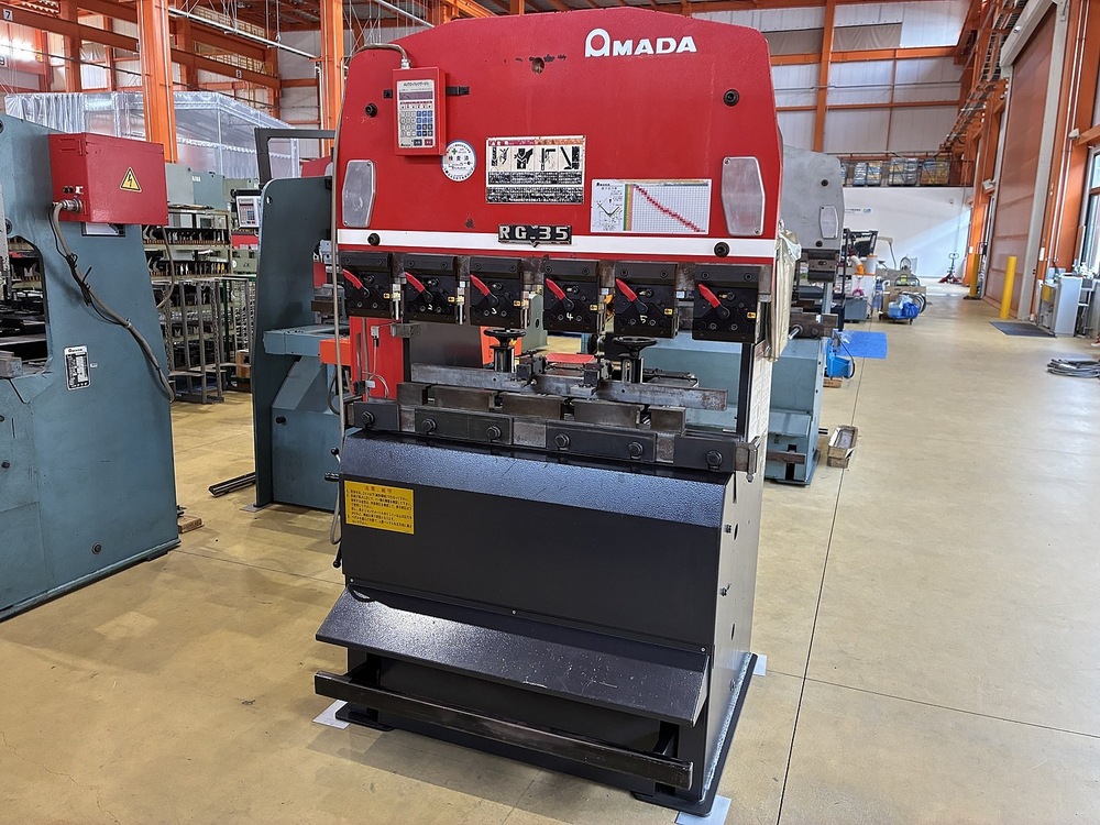 AMADA RG-35 Press Brake/Bender