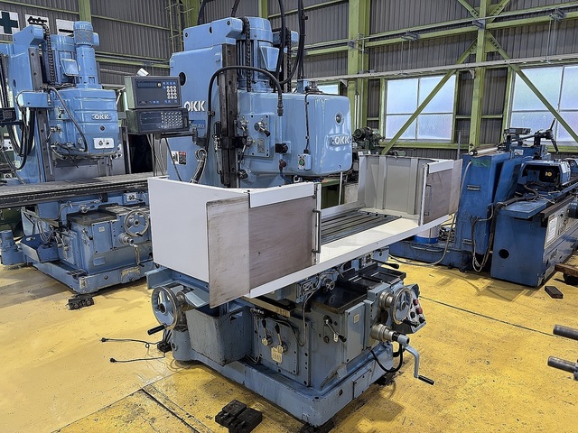 OKK MH-3V Vertical Milling Machine Image 2