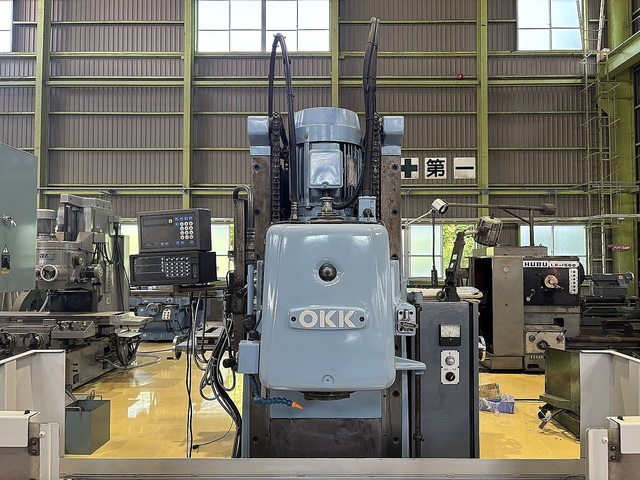 OKK MH-3V Vertical Milling Machine Image 3