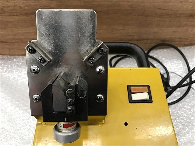 CGK DL-90 Tool Grinder Image 4