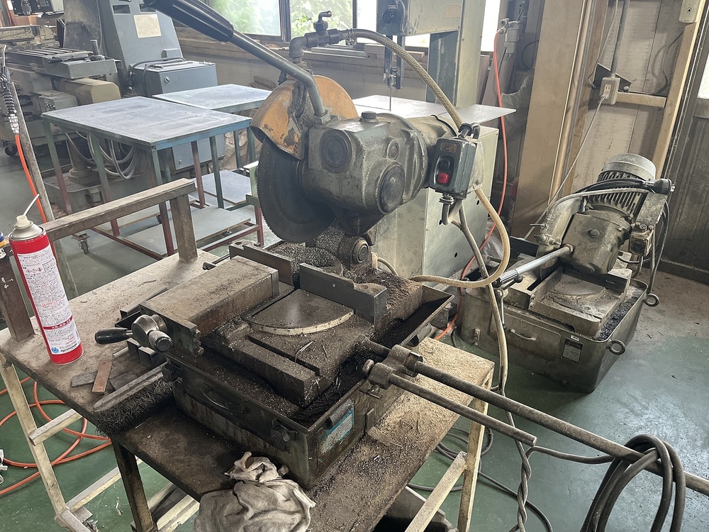 FUJI GRINDING WHEEL MFG KCM-275 Cutting Machine