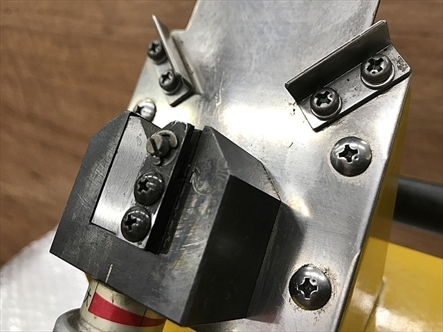 CGK DL-90 Tool Grinder Image 5