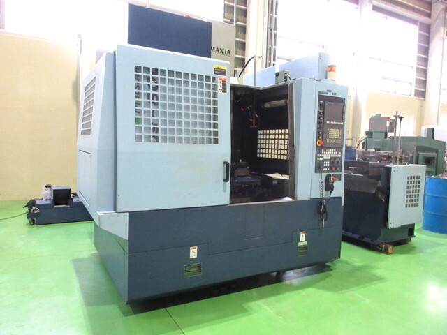 MATSUURA MACHINERY R.PLUS-800 Vertical Machining Center Image 3