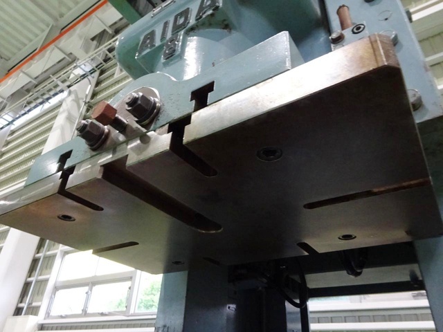 AIDA ENGINEERING C1-8(2)-B C-Frame Press Image 4