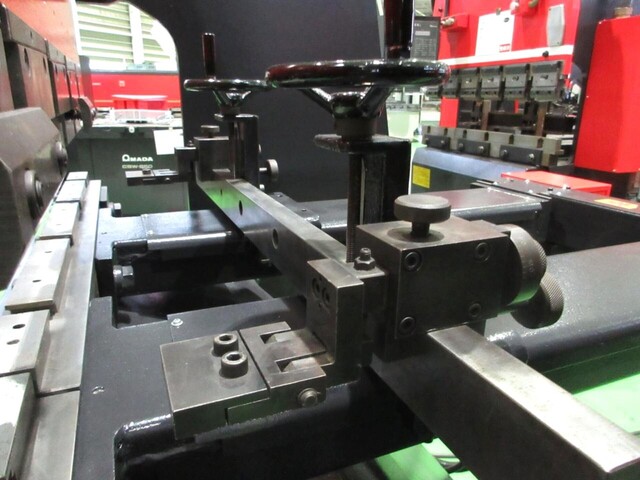 AMADA RG-35S Press Brake/Bender Image 7