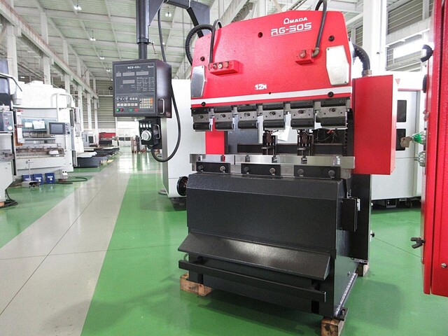 AMADA RG-50S Press Brake/Bender Image 2