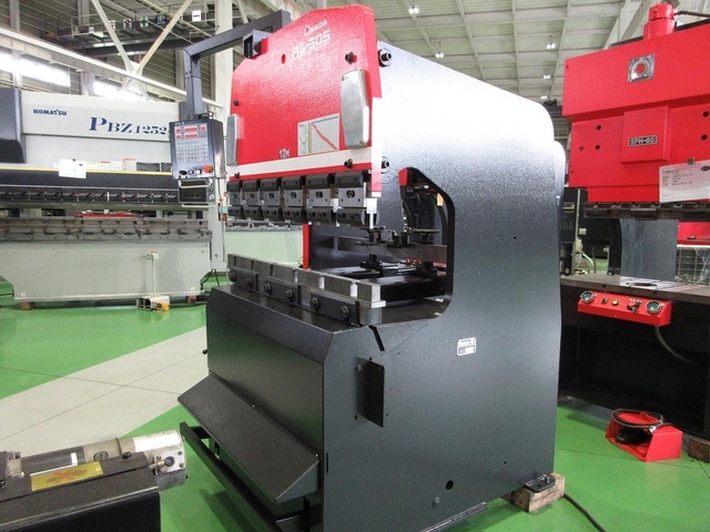AMADA RG-50S Press Brake/Bender Image 3