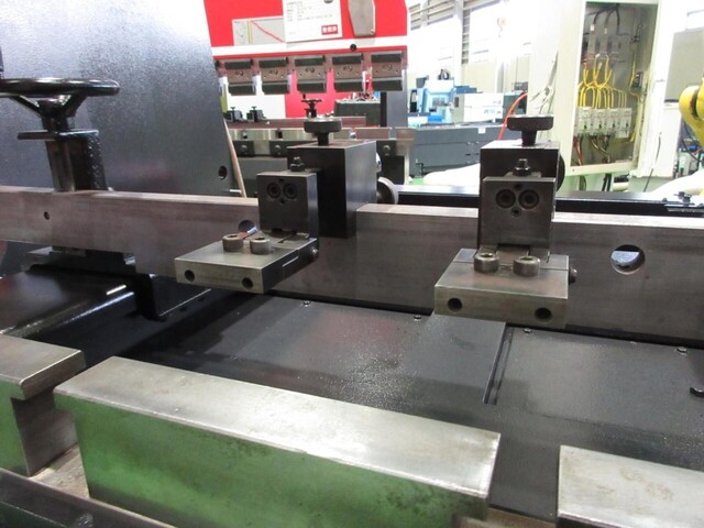 AMADA RG-50 Press Brake/Bender Image 7
