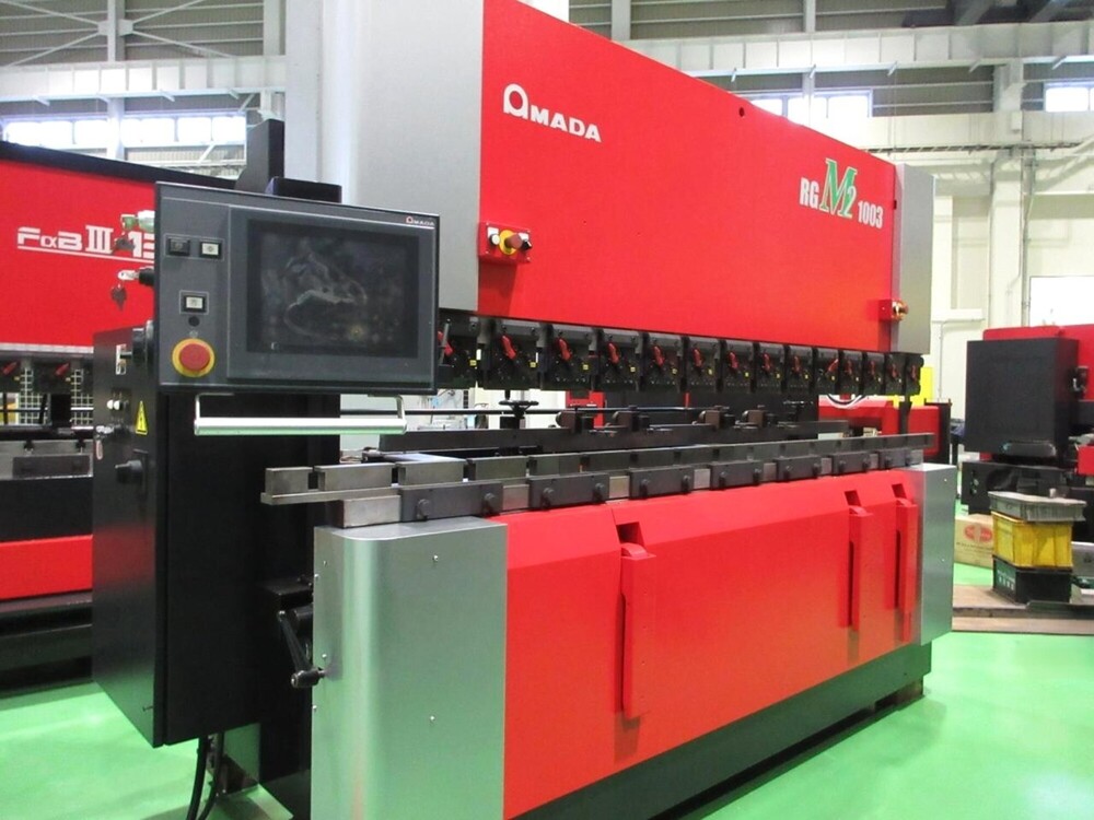 AMADA RGM2-1003 Press Brake/Bender