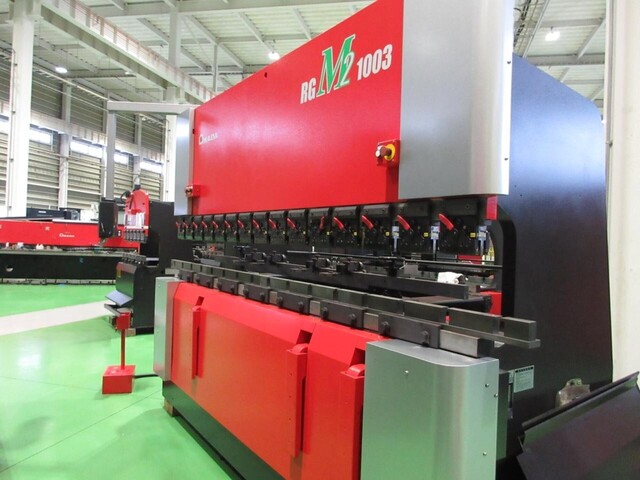 AMADA RGM2-1003 Press Brake/Bender Image 2