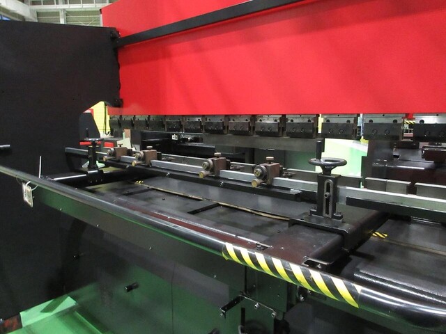 AMADA RGM2-1003 Press Brake/Bender Image 6