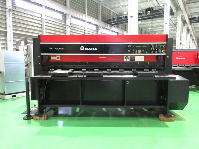 AMADA DCT-2045 Shearing Machine Image 1
