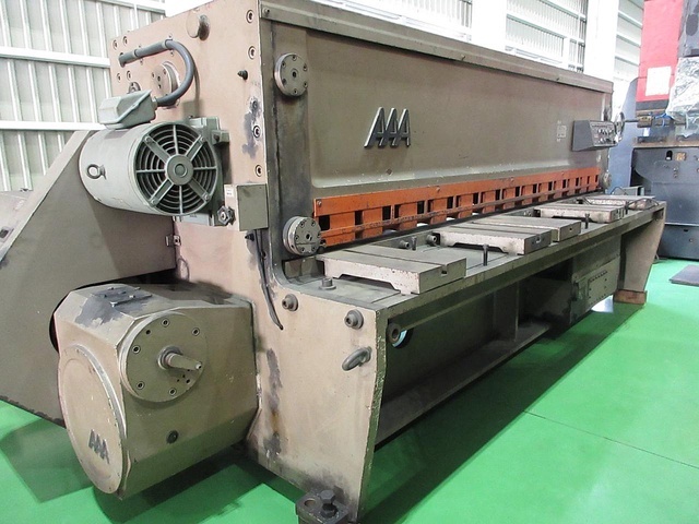 AIZAWA TEKKOSHO S-1031N Shearing Machine Image 2