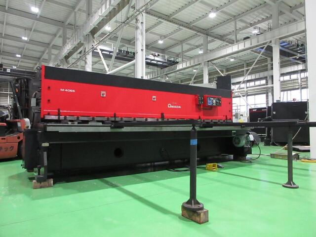 AMADA M-4065 Shearing Machine Image 1