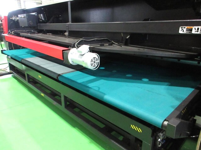 AMADA M-4065 Shearing Machine Image 8