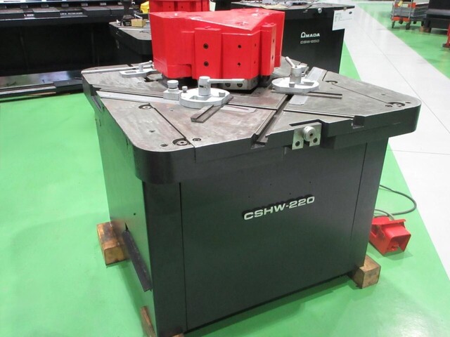 AMADA CSHW-220 Corner Shear Image 3
