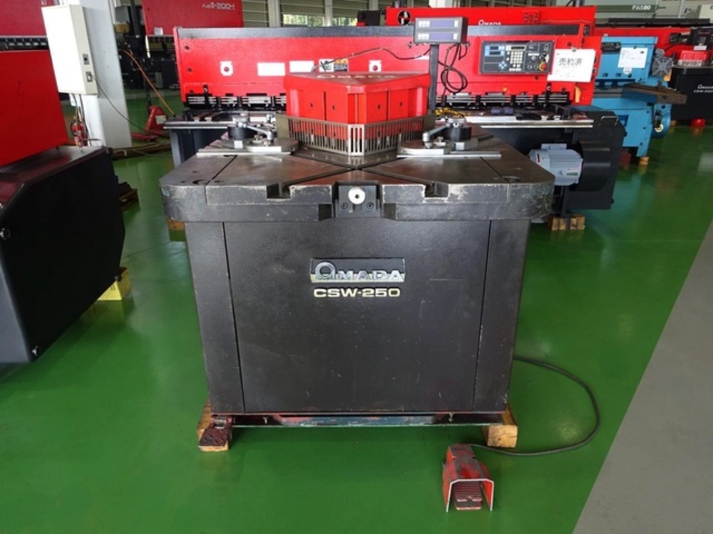 AMADA CSW-250 Corner Shear