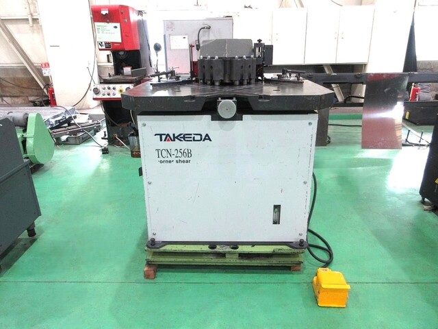 TAKEDA MACHINERY TCN-256B Corner Shear Image 1