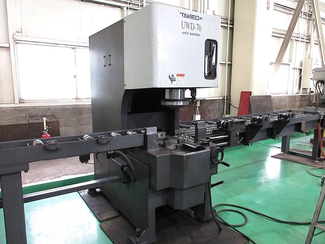 TAKEDA MACHINERY UWD-70 Punch Press Image 3