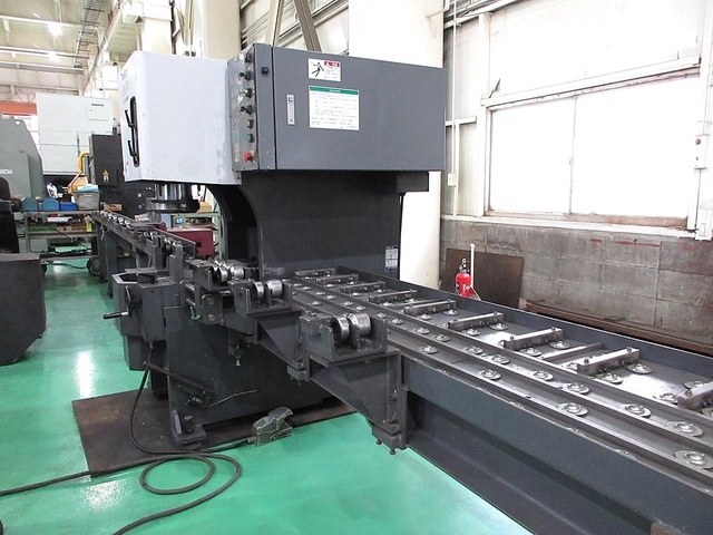 TAKEDA MACHINERY UWD-70 Punch Press Image 6
