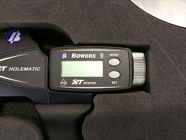 BOWERS  Hole Test Image 14