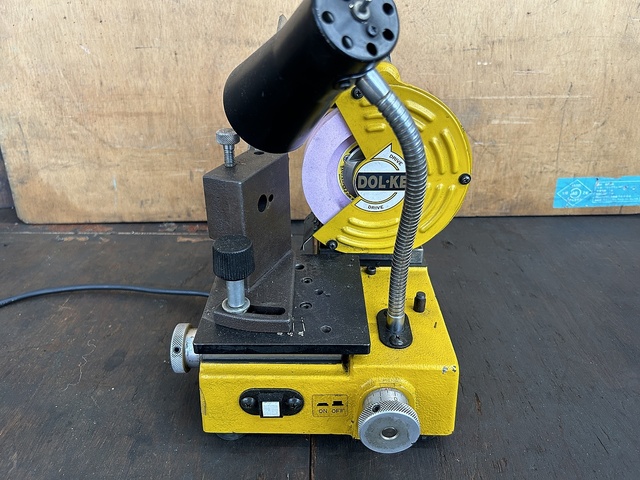 DOLKEN  Tool Grinder Image 2