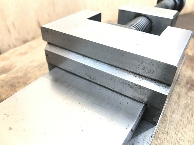 JAM 120 Vice Image 3