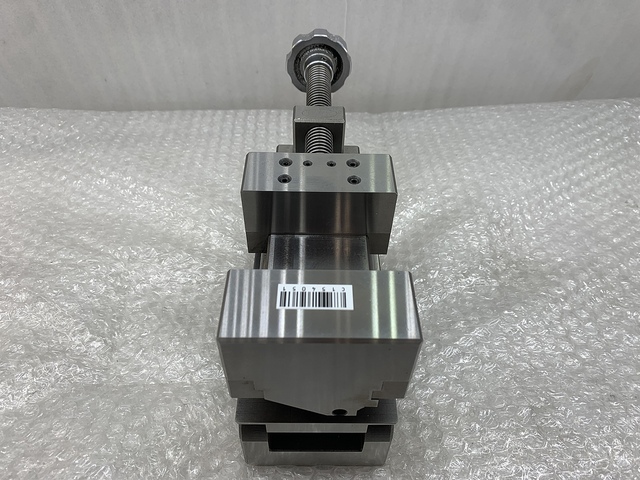 JAM V-100 Vice Image 6