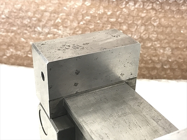 JAM V100 Vice Image 4