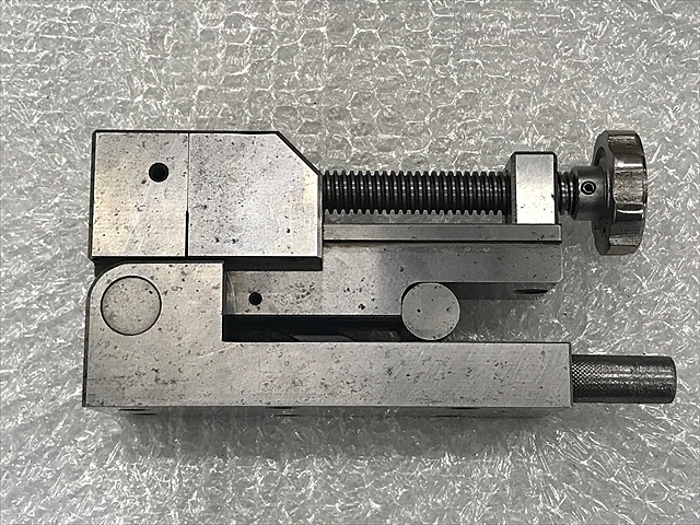 JAM V100 Vice Image 6