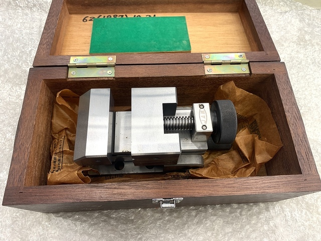 JAM VC100 Vice Image 1