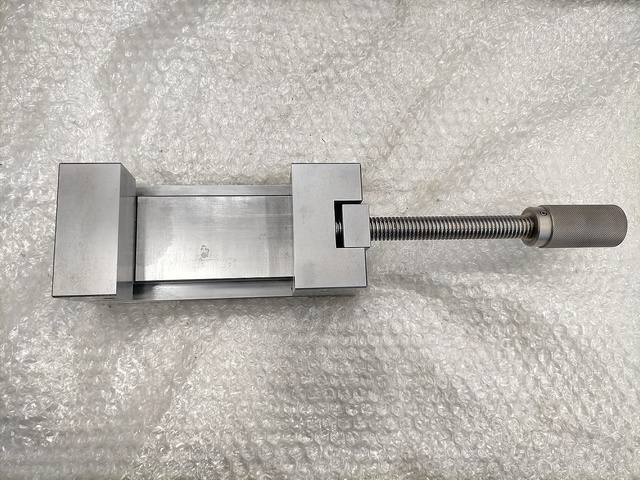 JAM WP-120 Vice Image 2