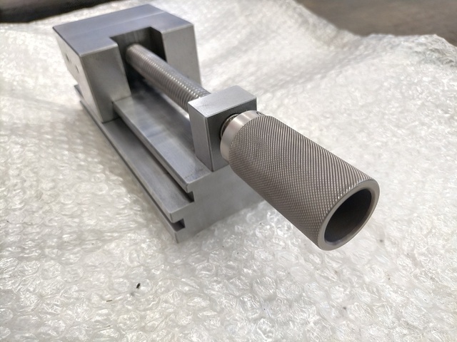 JAM WP-120 Vice Image 5
