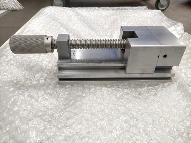 JAM WP-120 Vice Image 7