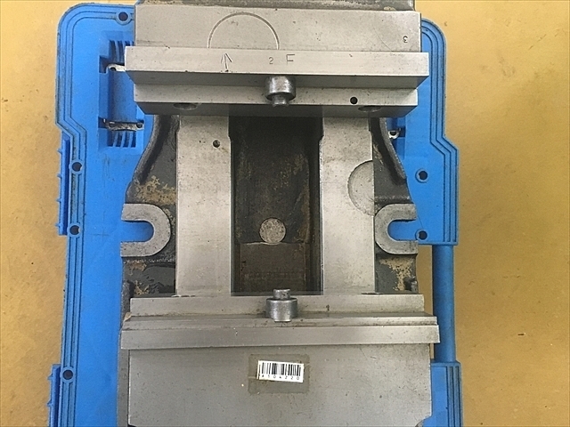 TAKEDA MACHINE TOOLS TK-200HVS Vice Image 3