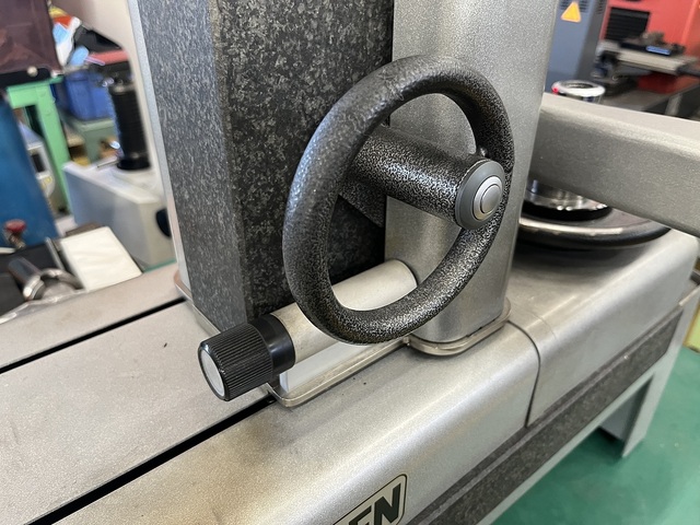 日研 E450-40 Tool Presetter Image 3
