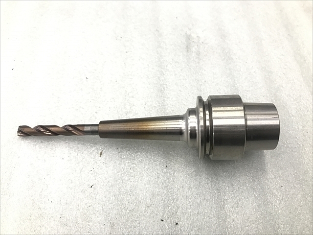 MST E32-SLSA6-70 HSK の画像 1枚目