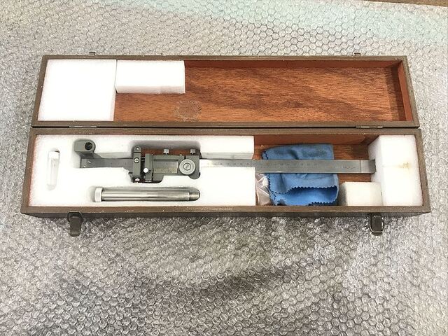 MUTOH  Vernier calipers Image 1