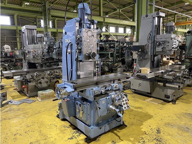 OKK MH-2P Horizontal Milling Machine Image 2