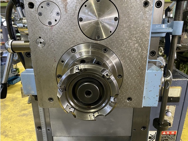 OKK MH-2P Horizontal Milling Machine Image 5