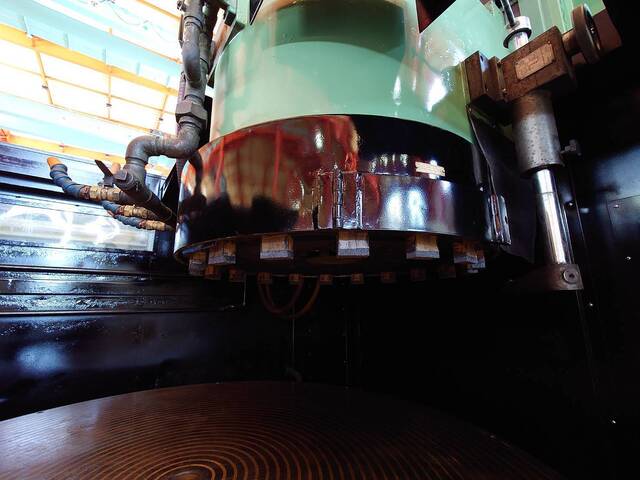 市川製作所 ICB-1500NC NCロータリー研削盤 の画像 4枚目