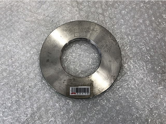 OKS M67.5P0.75 リング の画像 1枚目