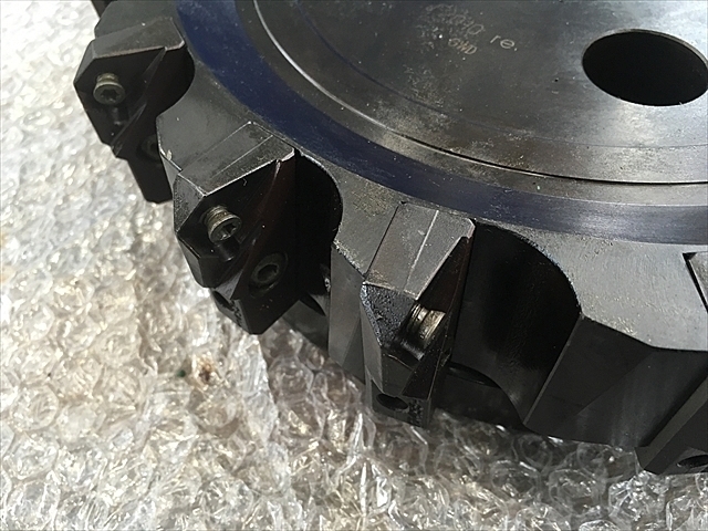 OSG F2010 P4G45R25016J Milling Cutter Image 3