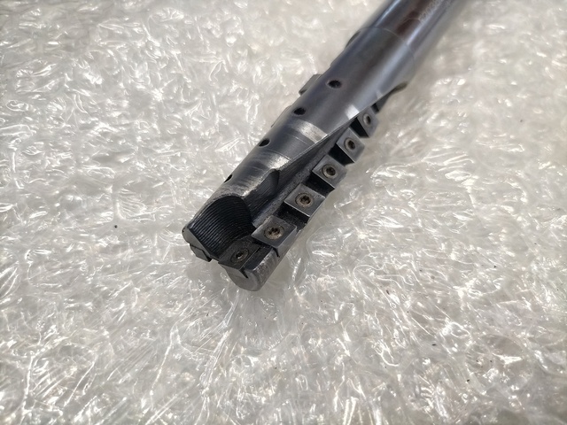 OSG F2038GZ 20×SS20×130 エンドミル の画像 2枚目