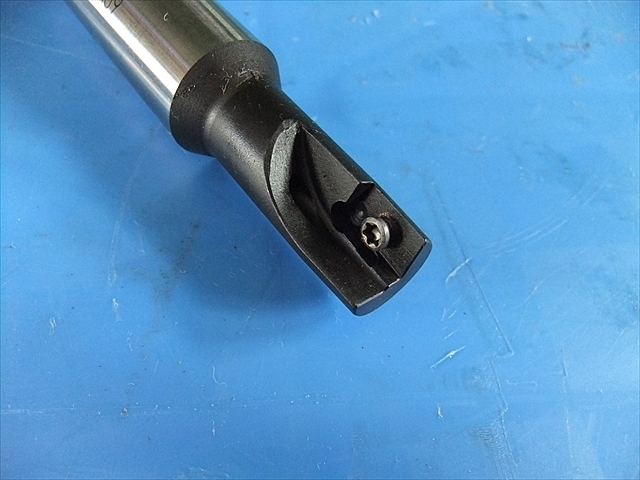 OSG F3042.W.012.Z01.09 End Mill Image 3