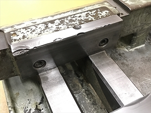 TAKEDA MACHINE TOOLS  Vice Image 6