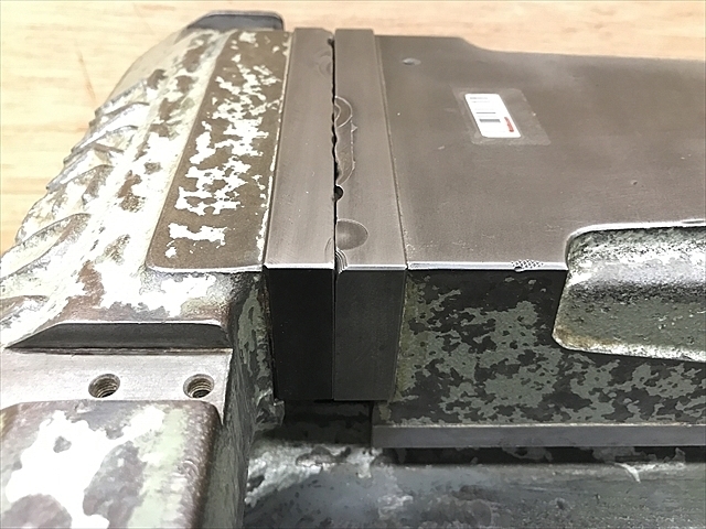TAKEDA MACHINE TOOLS  Vice Image 8