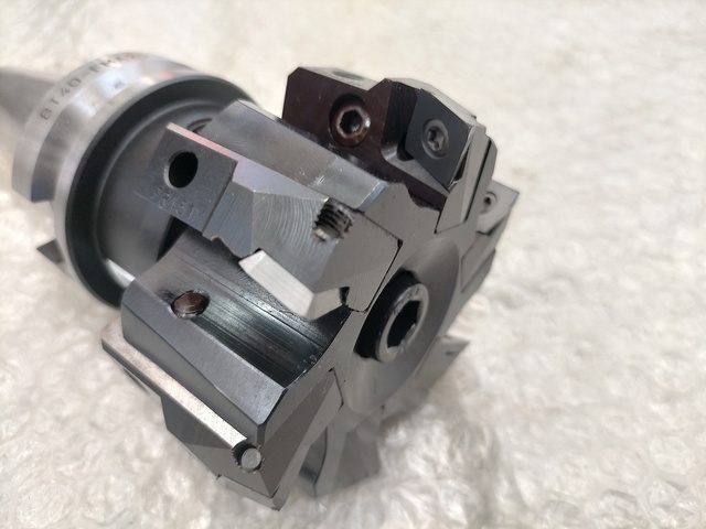 OSG-WALTER F2010 Φ80 Milling Cutter Image 3